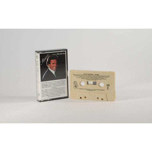 Vintage Cassette Tape Julio Iglesias Raices 1989, CBS Disco International, Tres Palabras, Noche De Ronda, Mas Que Nada, Samba De Orfeu
