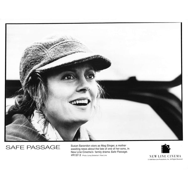 Photograph Susan Sarandon Safe Passage 1994 Vintage 8x10 Black & White Promotional Photo, Star Photograph, Hollywood Décor